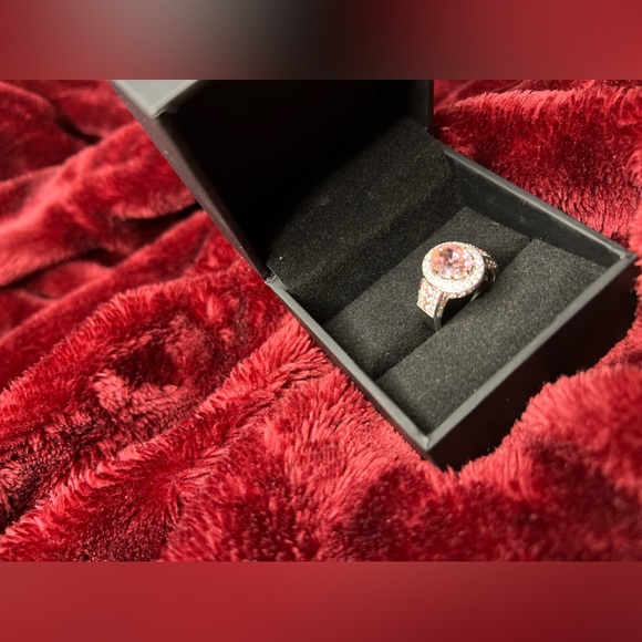 Brand new Sterling silver pink sapphire ring size7 - Picture 3 of 7